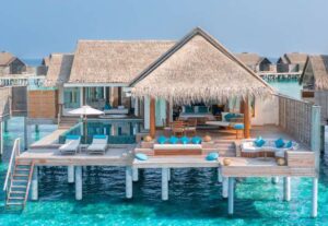 Anantara Kihavah Over Water Pool Villa