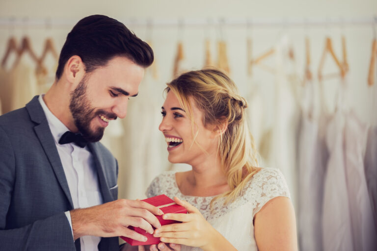 Wedding Registry Gifts That Will Be Handy Around the Home