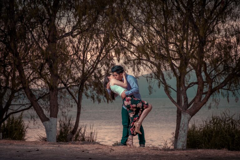 Date Ideas for When You Are Stuck at Home