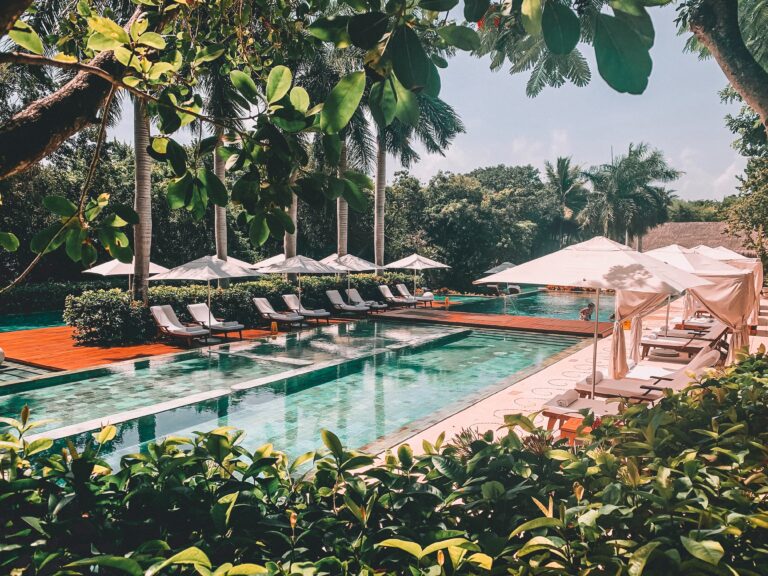Sexiest Honeymoon Resorts in Riviera Maya & Cancun